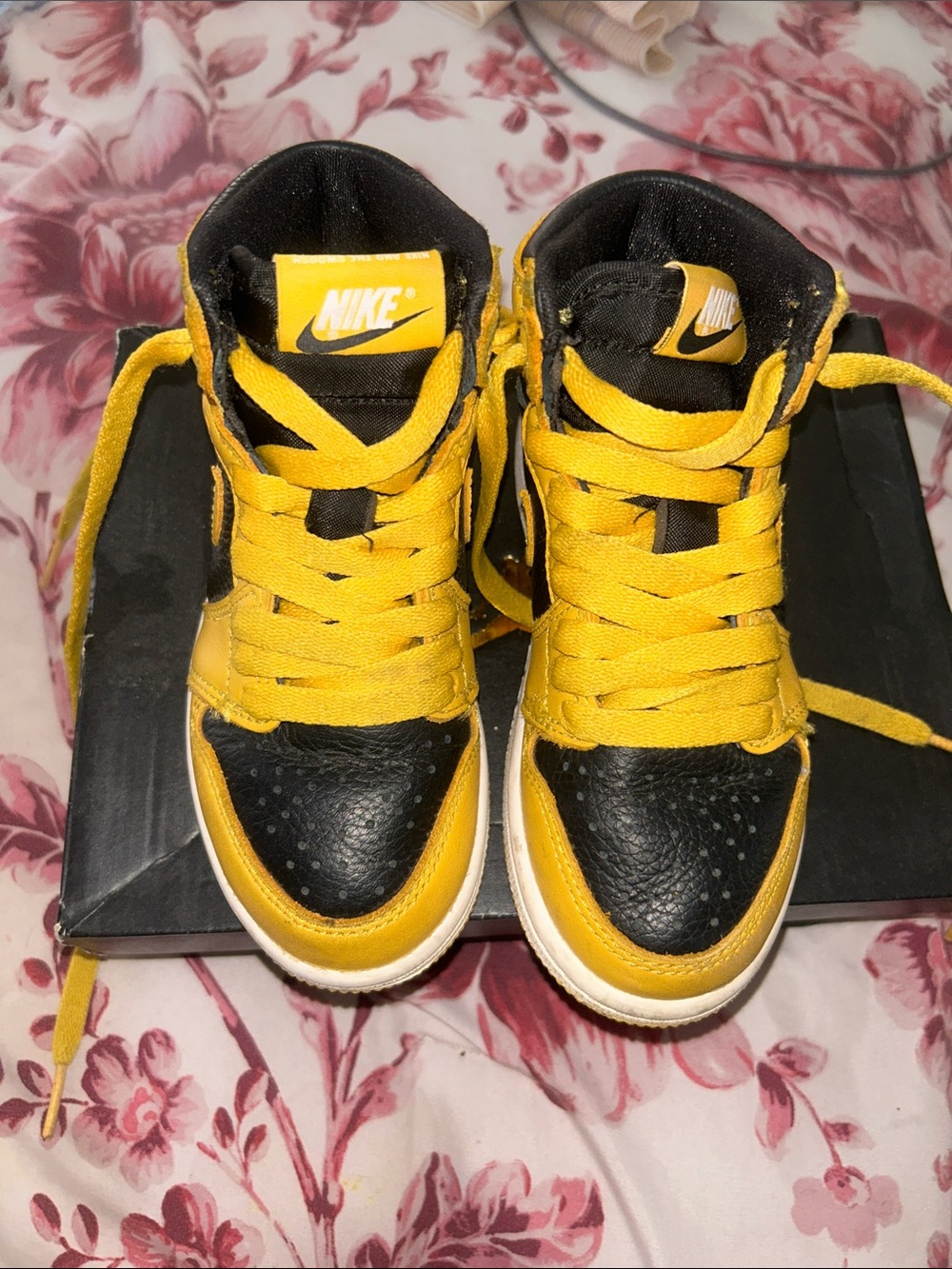 Jordan 1 Kids'Black & Yellow High-Top Sneakers Size 11c